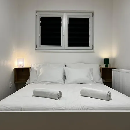Appartement A L Modern With Parking