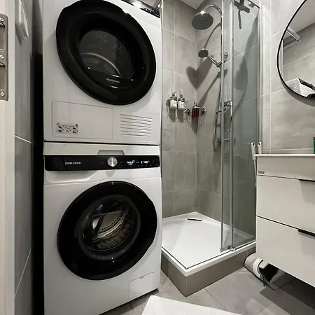 A L Modern With Parking Appartement *